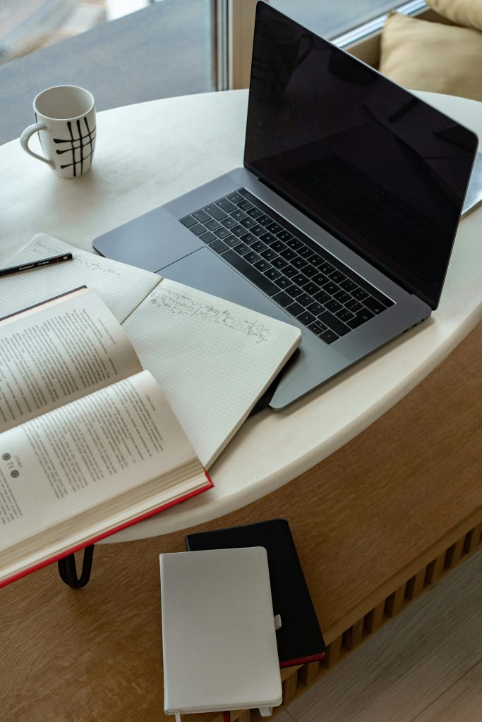 How to set Boundaries for Teen Screen Time - In today's digital age, managing screen time for teenagers has become a critical concern for parents. The pervasive