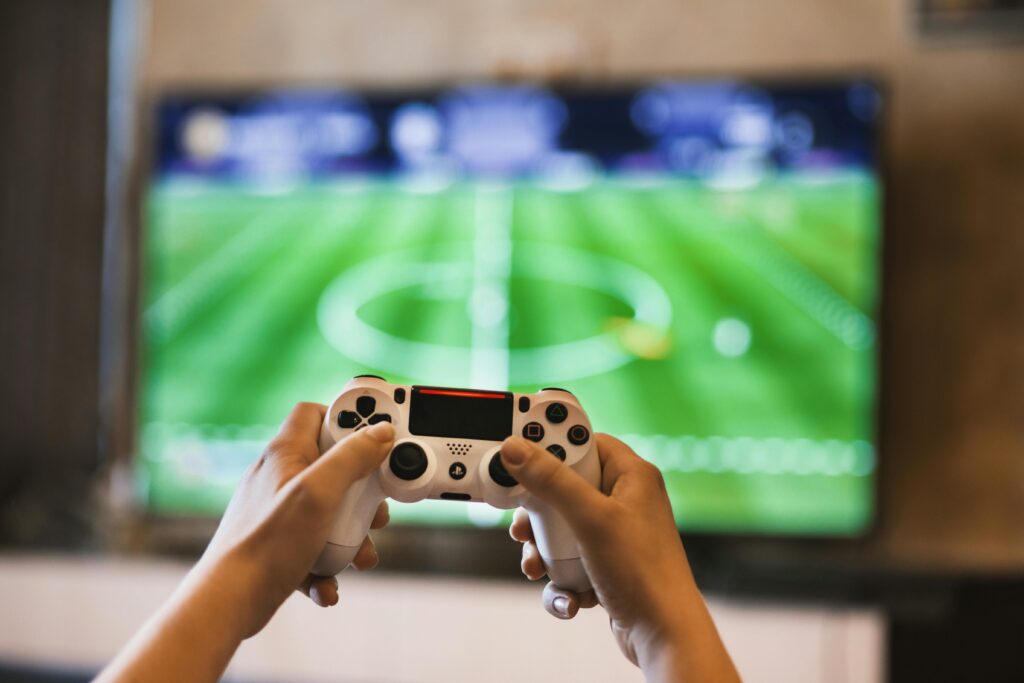 How to set Boundaries for Teen Screen Time - In today's digital age, managing screen time for teenagers has become a critical concern for parents. The pervasive